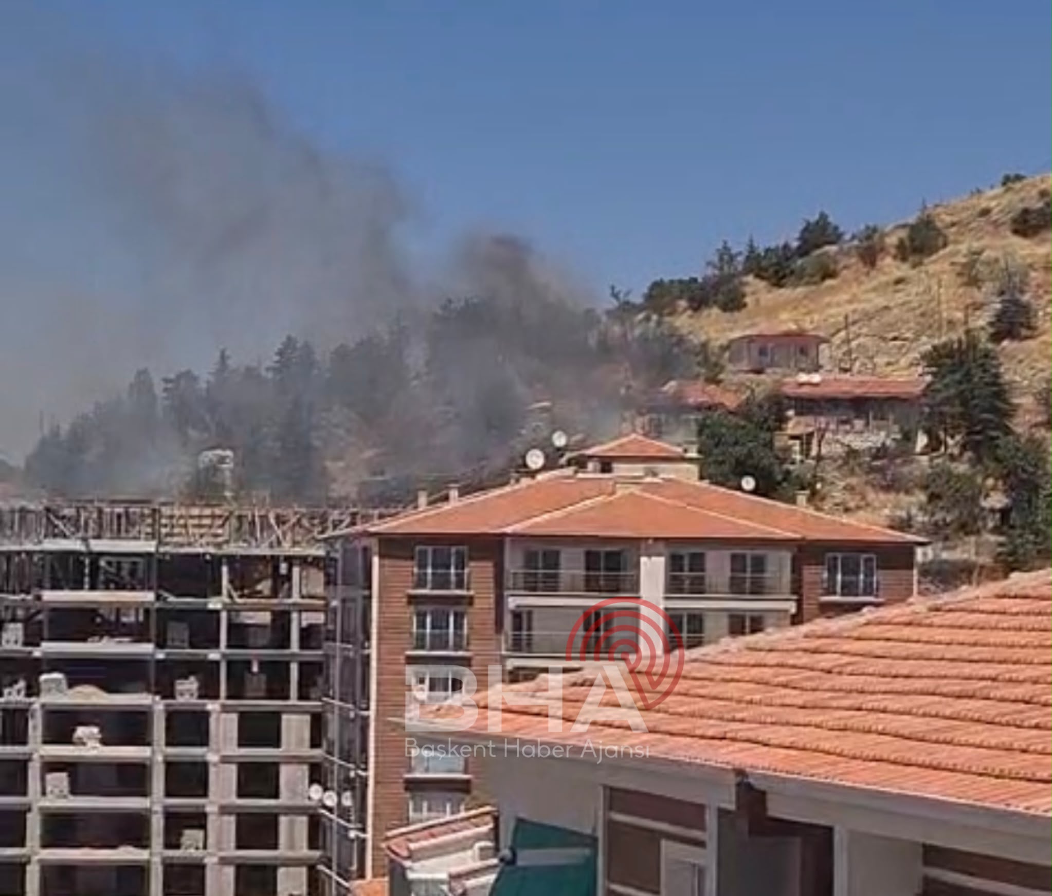 Ankara'da gecekonduda çıkan yangın söndürüldü 8 Başkent Haber Ajansı