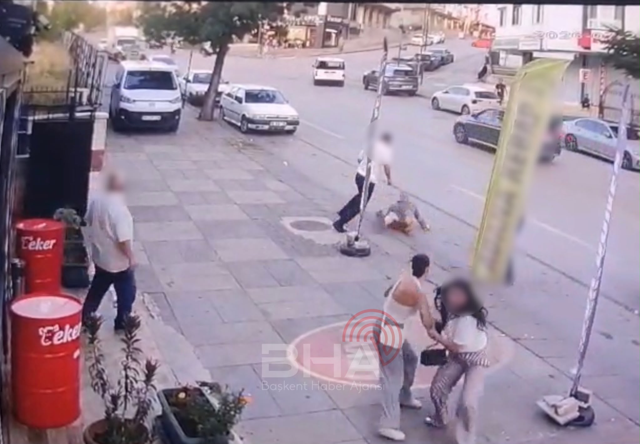 Ankara'da yaşlı adam iki kadını tacizciden korumak isterken sokak ortasında darp edildi 9 WhatsApp Image 2026 07 30 at 17.13.10 1